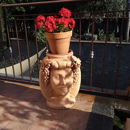 Casa Delle Foglie *